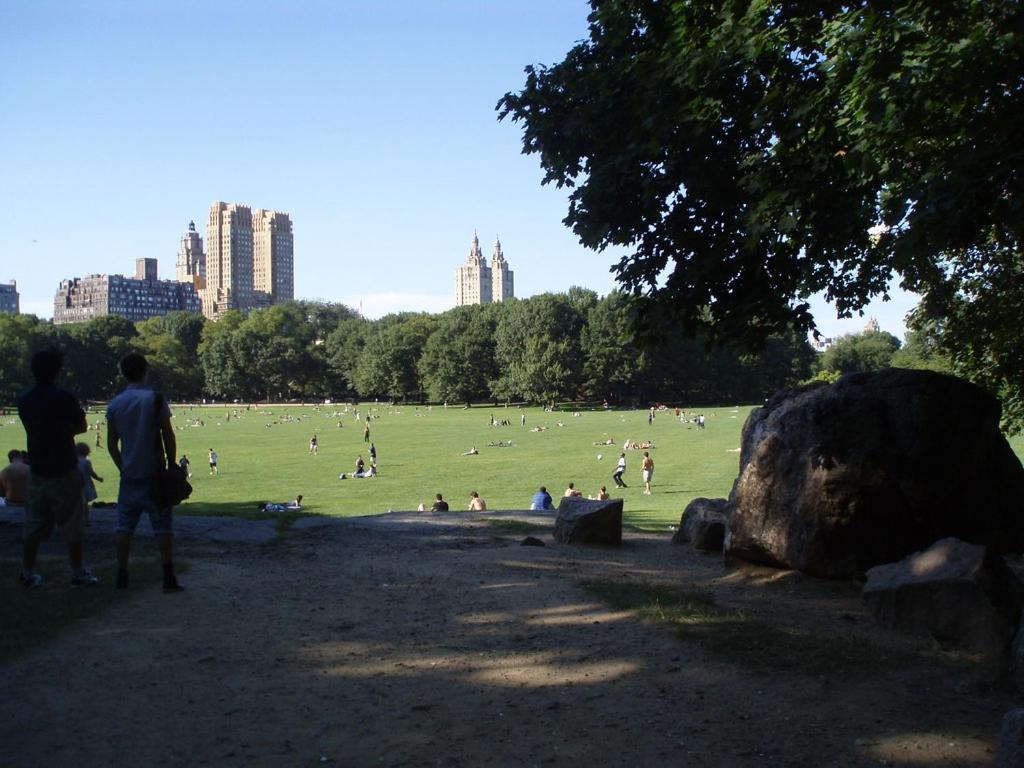 Location In Nyc! 1bd Steps From Park